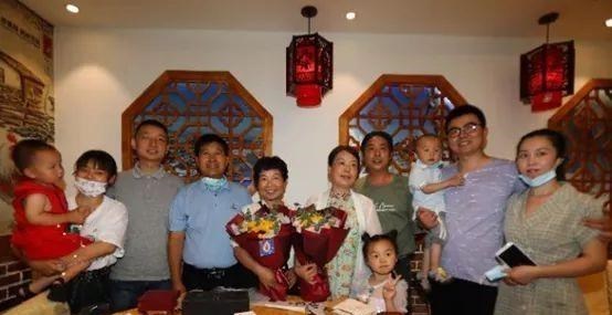 许敏|有网友劝许敏就此收手，不要再去为难杜妈，不然会让郭威为难