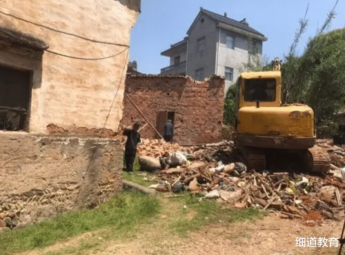 宅基地|一户一宅标准出台，违规将全面拆除，关乎家中老房要注意