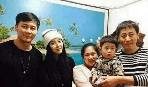 范冰冰|范冰冰被他玩弄3年后遭无情抛弃，如今李晨始终不愿与他同台