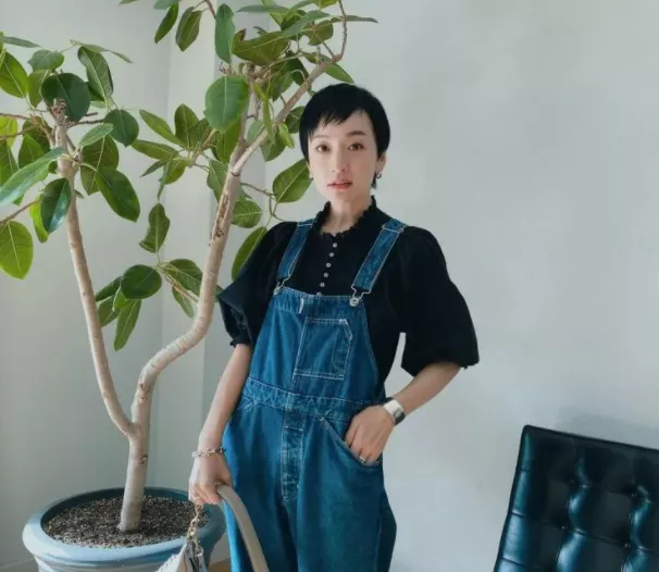 |38岁女星自曝无性禁欲生活：克制欲望的人生，爽爆了！