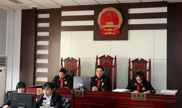 |书记员岗位大量招人，门槛低需求高，五险一金，看看报名条件