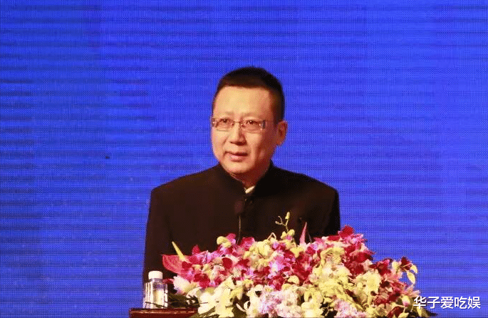 郭德纲|昔日恩怨一笔勾销？汪洋直播间力挺郭德纲，称赞德云社打破了垄断