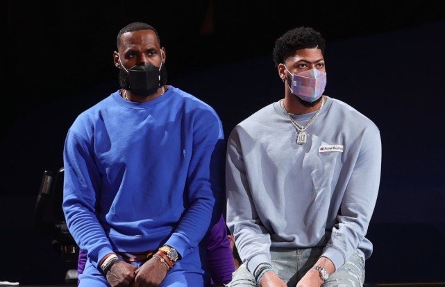 沃格爾|終于等到你！沃格爾宣布濃眉將復出+限時令15分鐘，莊神大莫小黑傷停！