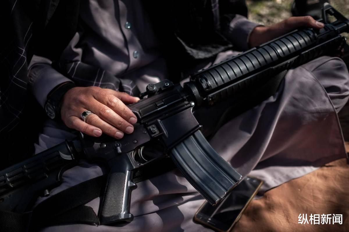 疑似處決22名阿特種部隊成員視頻流出，塔利班否認三連，稱是阿政府“公關”視頻-圖2
