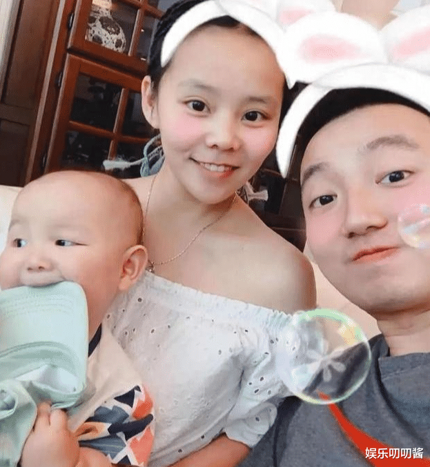 姚策|细节看家教！熊磊“筷子插碗”坐姿豪放，网友：难怪许妈看不上