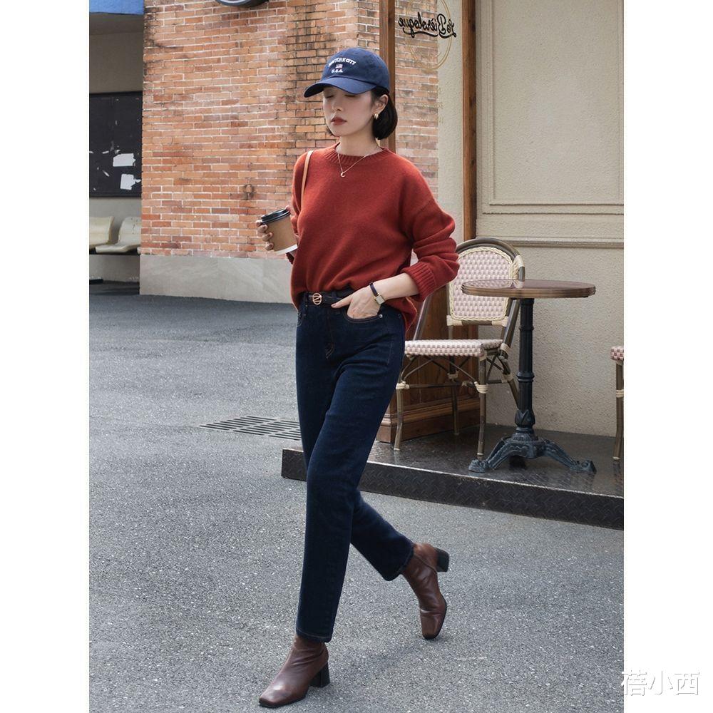 蓓小西 阔腿裤已经out了，今年流行“牛仔裤”，搭配针织衫、外套真洋气