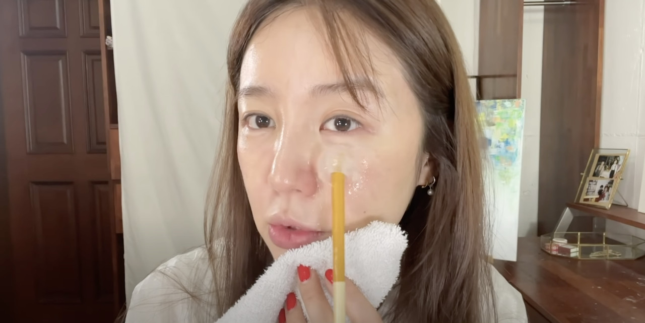 尹恩惠|尹恩惠10年来都没老,零毛孔关键就是靠“冰块滑脸”