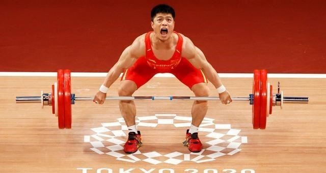 四叶草海之恋|目前中国6块金牌举重占3块!举国体制让我国举重运动员如鱼得水!