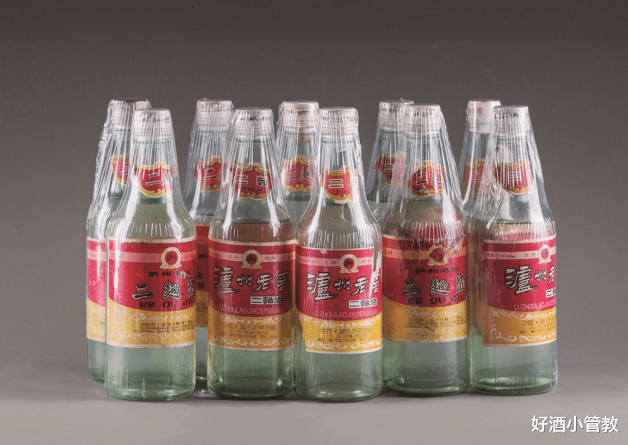 |悲哀!这些明明是勾兑酒,很多人却当粮食酒在喝,纯粮好酒就该这么挑