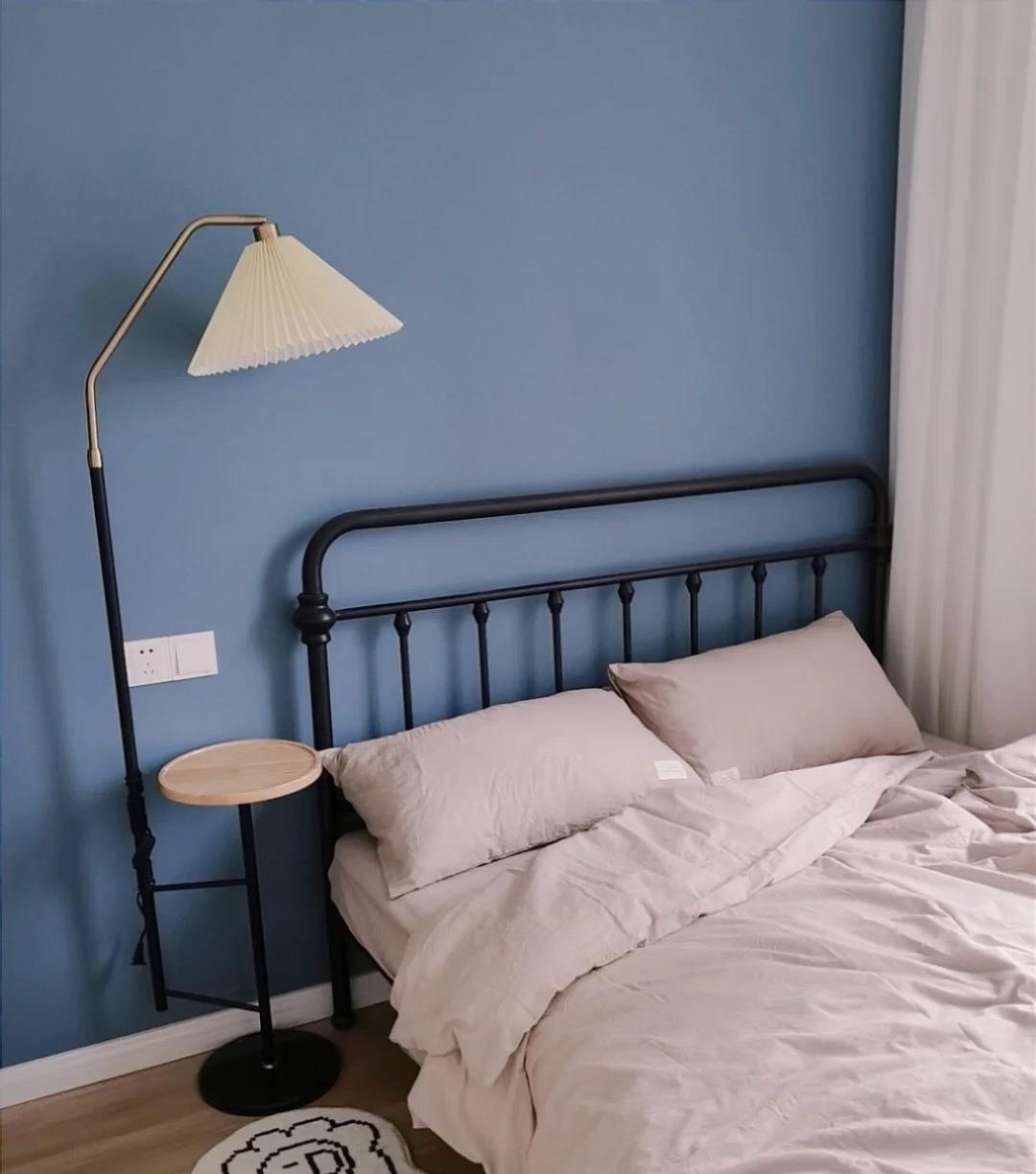 看到她家装修后,我确定:“穷装”也能装出温暖而治愈人心的家