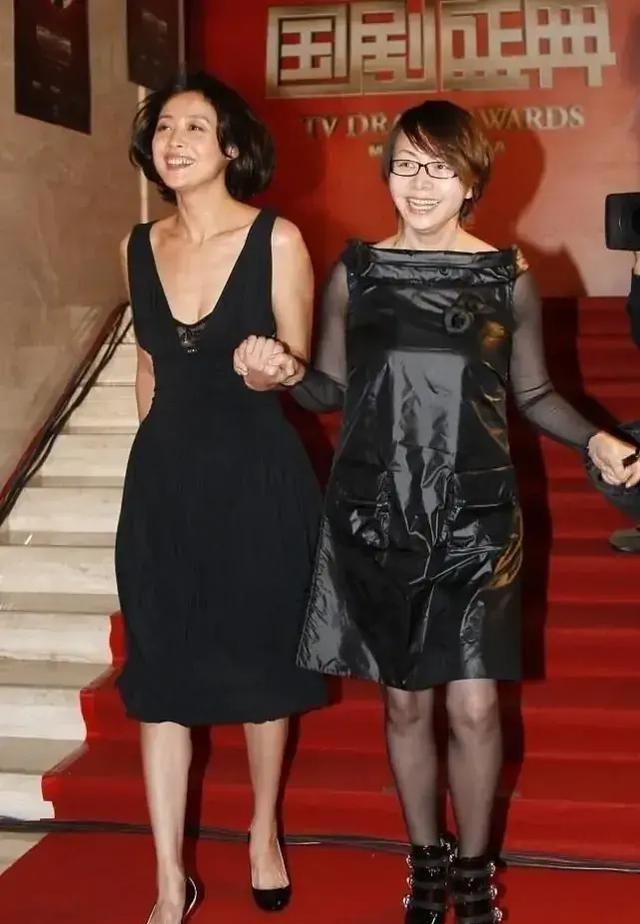 清浅微笑的我|宋丹丹与刘蓓同框很难得，两人都是实力派演员