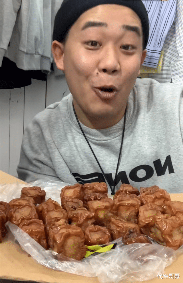 |网红吃播泡泡龙去世，年仅29岁，不幸去世的网红吃播还有谁？