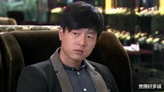 谭咏麟|凌潇肃也太敢说了，竟公开指出剧组有问题，这是准备要退圈的节奏吗