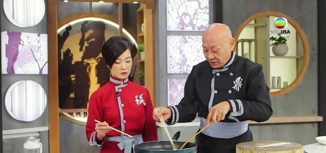 章子怡|TVB台庆大合照惨遭冷待 李家鼎台庆惨遭无视