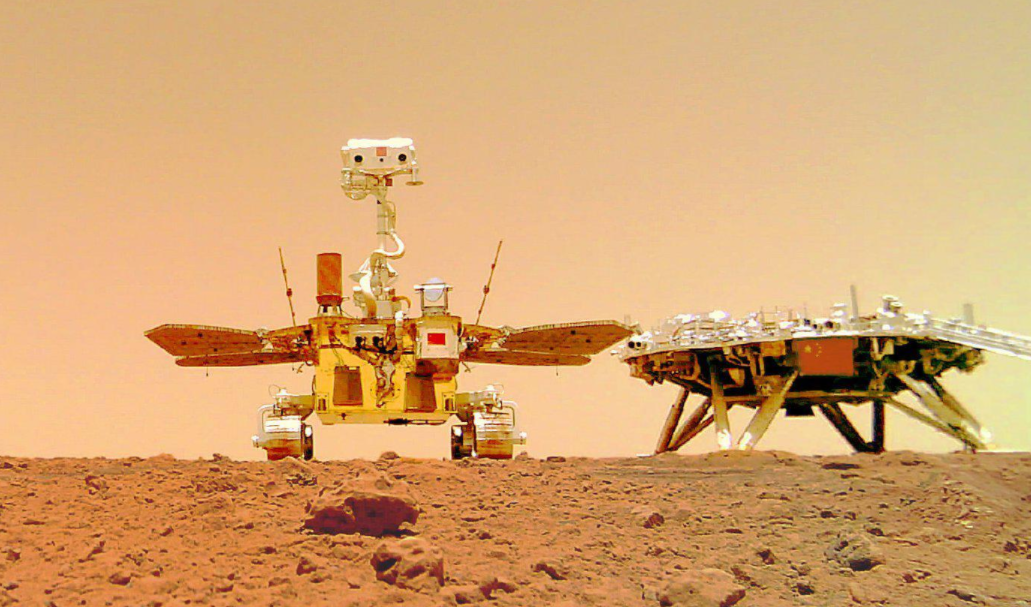 中国火星探索中断35天?天问一号挺过至暗时期,成功与地面重连