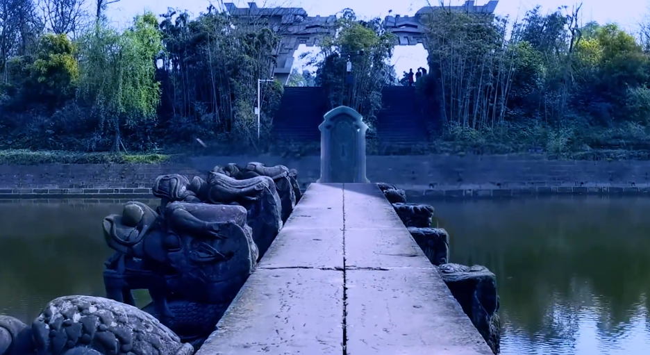原神|现实校园版原神？考前必拜风神像，想去图书馆得先打败丘丘人