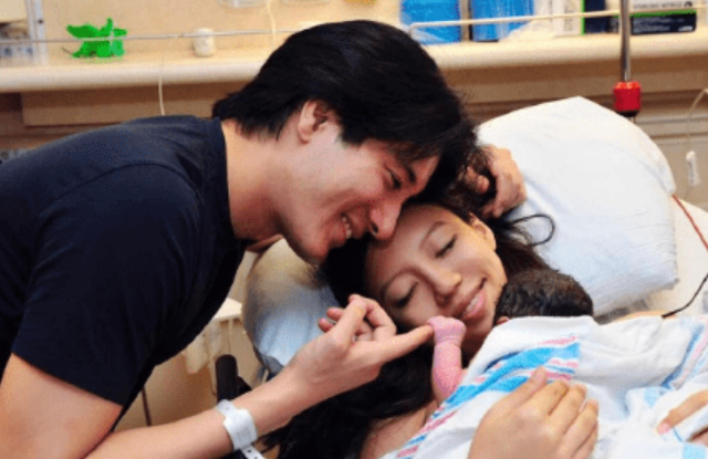 王力宏|王力宏离婚后首现身,离开前妻后风格大变,王力宏谈及现状:我很幸福