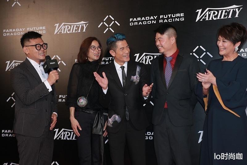 lo时尚咖 邵美琪逃过“中年发福”，但淡妆模样也挡不住老态，岁月终败美人