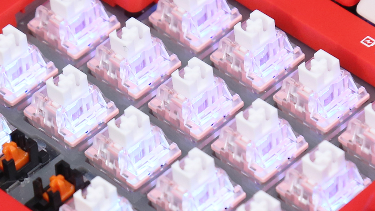 達爾優|達爾優Q糖軸圖賞簡評：粉白甜糖