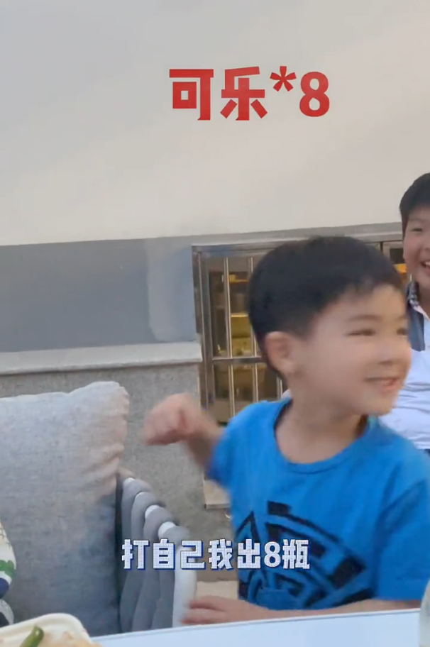 杨子|杨子黄圣依逗小儿子互动有爱,安迪长大变太多,网友心疼哥哥被忽视