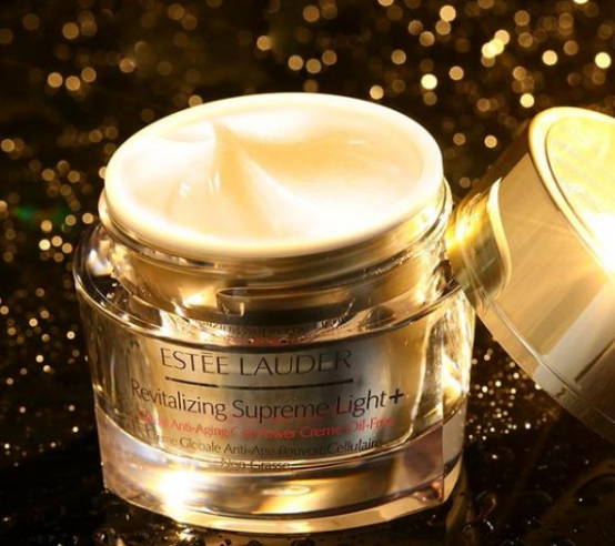 达达时尚界|FAVOLAREALTA只知道抗皱精华？铂金魔水抗皱效果更好，不要用错了