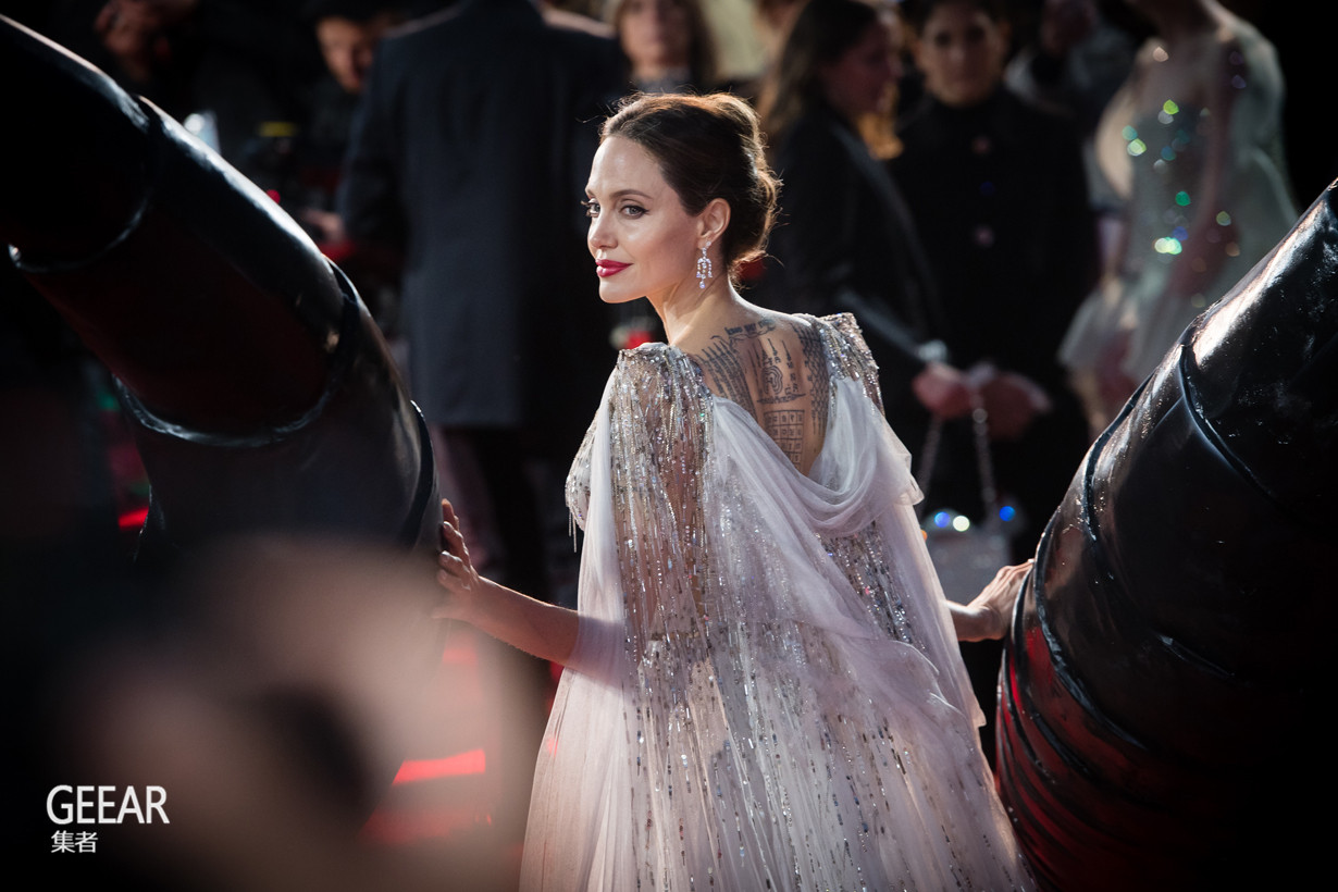 Geear集者|出道近30年，安吉丽娜·朱莉为何在此时开了Ins？