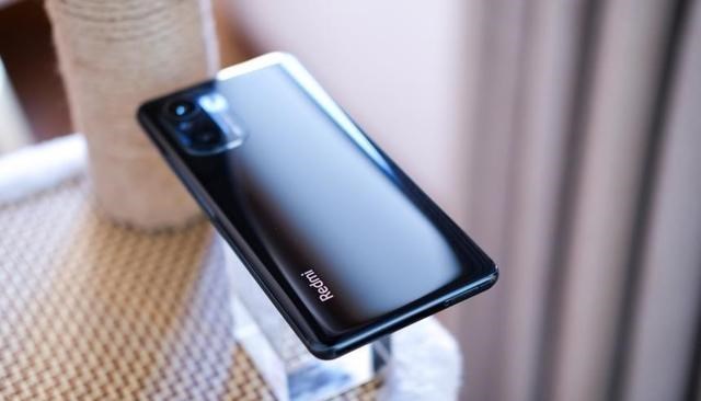 5g手机|骁龙870+LPDDR5+三星E4屏,跌至1699元,千元“真香”5G手机