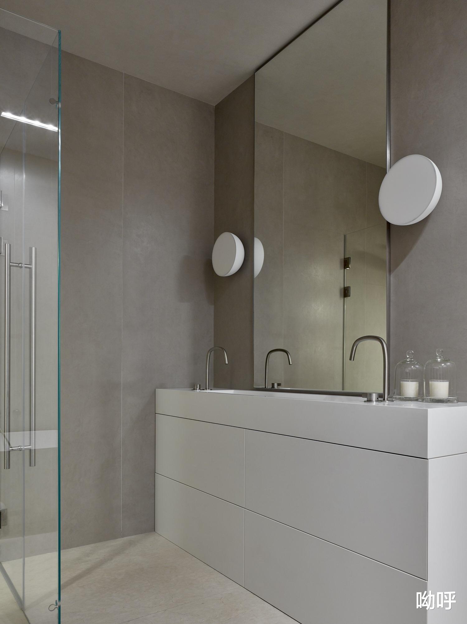 永恒的精神:莫斯科工作室公寓