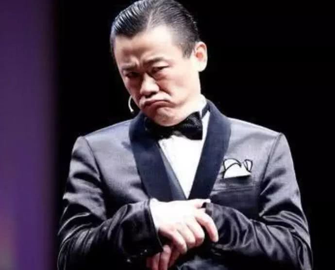 周立波|周立波的幻灭史,巅峰时刻有多嚣张,人走茶凉就有多落魄!