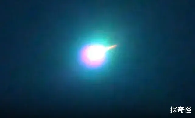 陨石 7月25日，美国德克萨斯州遭受神秘“火球”袭击，人类生命受到威胁？