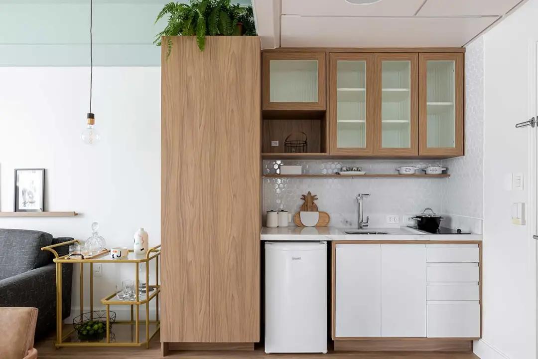 |55㎡丁克夫妻的小宅,进门就是厨房,却一尘不染被当小户型榜样