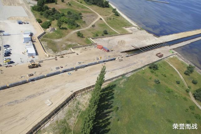 难民|卢卡申科对欧盟最后通牒：切断天然气供应，用航班将难民送往德国