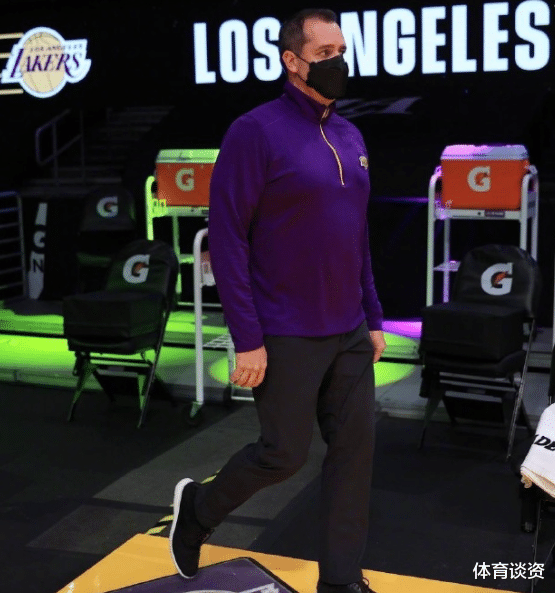 勒布朗·詹姆斯|33+5+11！詹姆斯雙加時爆發，關鍵三分不講理，36歲仍苦戰46分鐘累慘