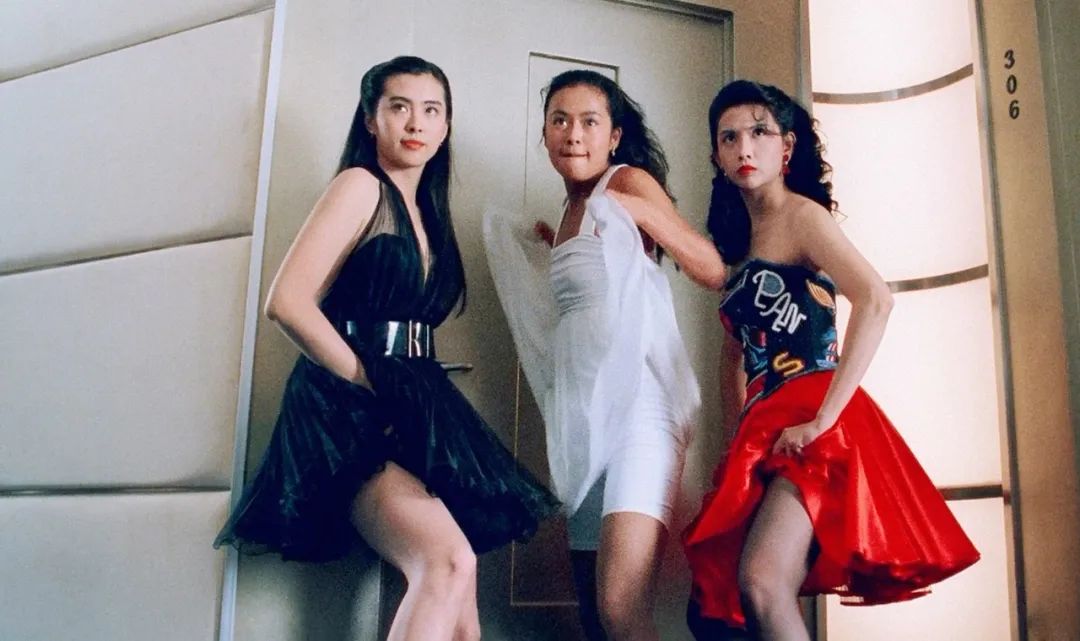 成龙|成龙电影中的国际龙女郎，有选美冠军，CNN记者，还有哈佛硕士，谁最让你难忘？