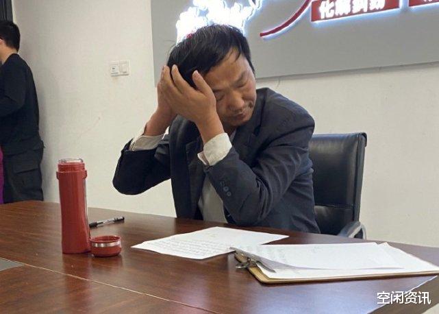 空闲资讯 滴滴司机性骚扰同性男乘客，被平台永久封禁