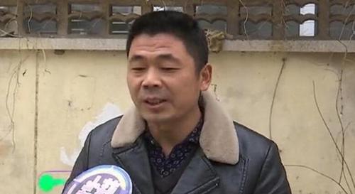 舜网 男子信用卡借出一万现金分12期还，利息居然28000多……