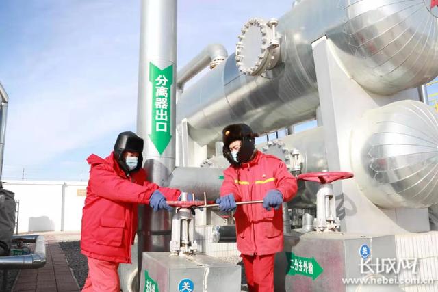 长城网 新春走基层｜华北油田：坚守一线为春节送“福气”