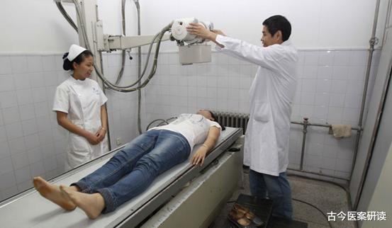 肝脏|肝癌缠身，面部先知！医院：无论男女，面部3异常，或是肝脏在“求救”