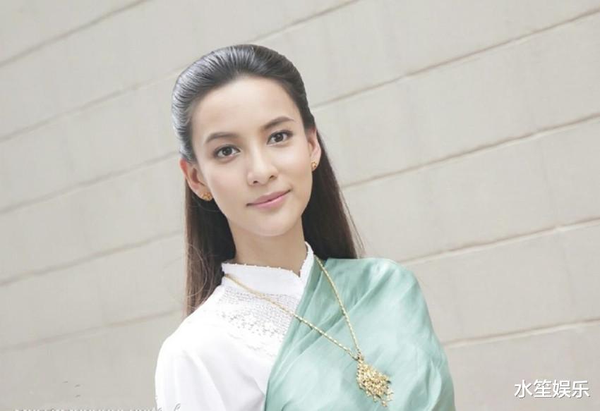 寺庙|泰国7台男演员Thanwa出家，相恋6年多的女友Green现身支持