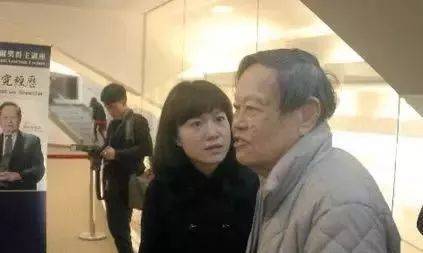 杨振宁|99岁杨振宁和45岁娇妻婚姻生活曝光，翁帆曝丈夫喜好让自己心惊胆战