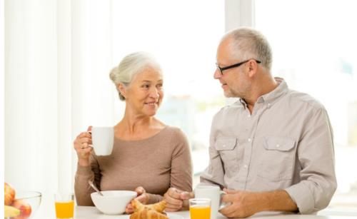 便秘|建议中老年人：生活再节俭，这3种零食家中要常备，味道赞营养高