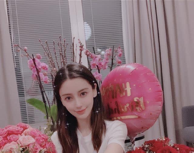 Angelababy|baby过生日，黄晓明送祝福，夫妻之间太甜！