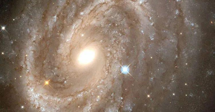 玛士撒拉星：一颗恒星为何比宇宙还古老？难道是上个宇宙的遗迹？