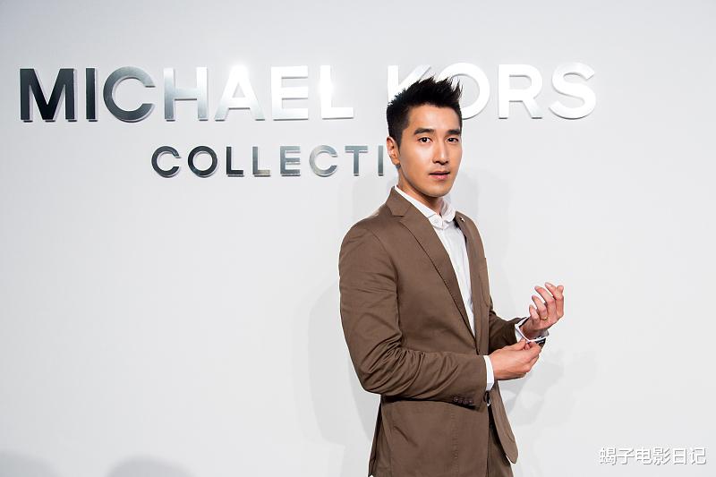 徐冬冬|赵又廷曾搂女助理,好男人?