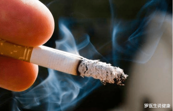 医生|34岁男子,深夜甲状腺癌离世,医生怒斥:饭后常做1事,无异于自找“西天”