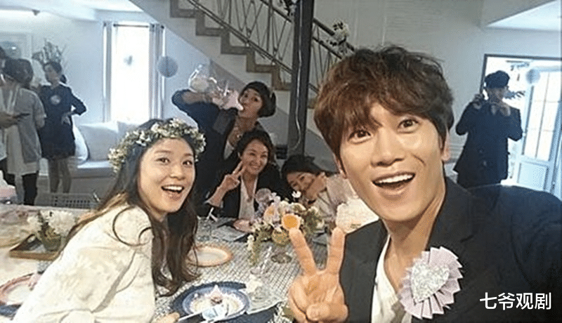 张文绮|演员池晟晒恩爱，结婚八年有资格，夫妻轮流拍戏人人羡