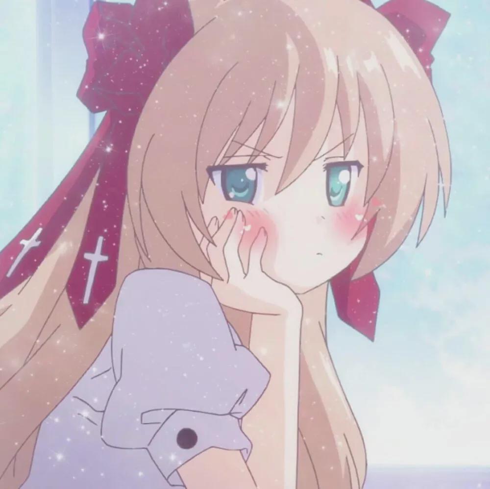 |动漫头像：偏偏喜欢你