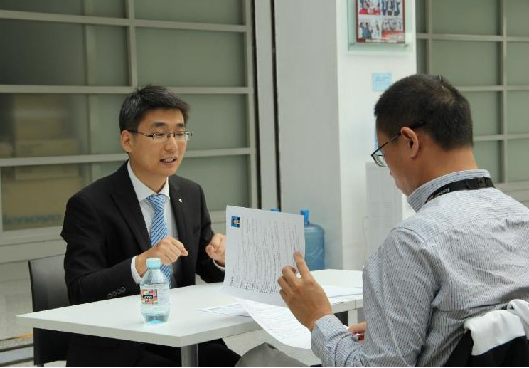 |高才生求职被拒，面试官直言: 不缺北大研究生，本科也是北大才行