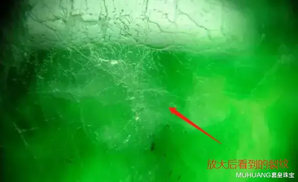 冰种翡翠|惊蛰，惊动百花争艳，且看翡翠缤纷的美。