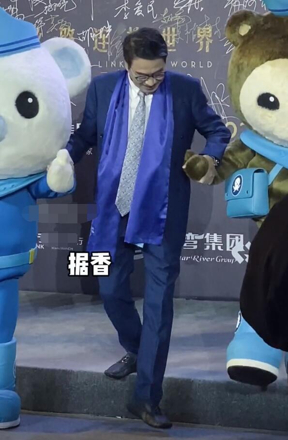 吴孟达|吴孟达生前住院照曝光，躺病床上挂氧气，闭上眼眉头紧皱脸色憔悴